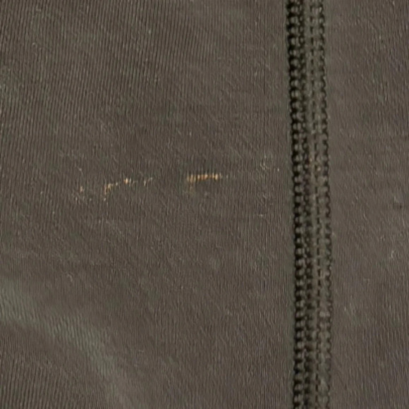 Lululemon softstreme  shorts - Picture 2 of 2